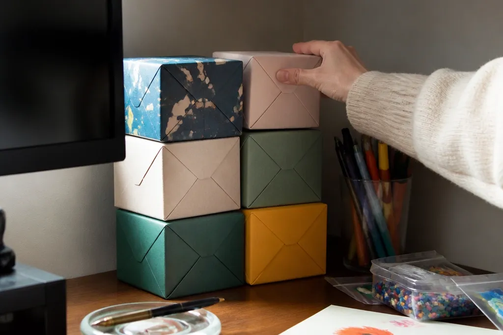 Small-Space Easy Origami Box Ideas For Tidy Desks